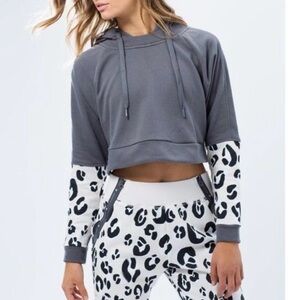 Designer Stellasport-adidas Gray Cropped Hoodie with Leopard-Print Sleeve Panels